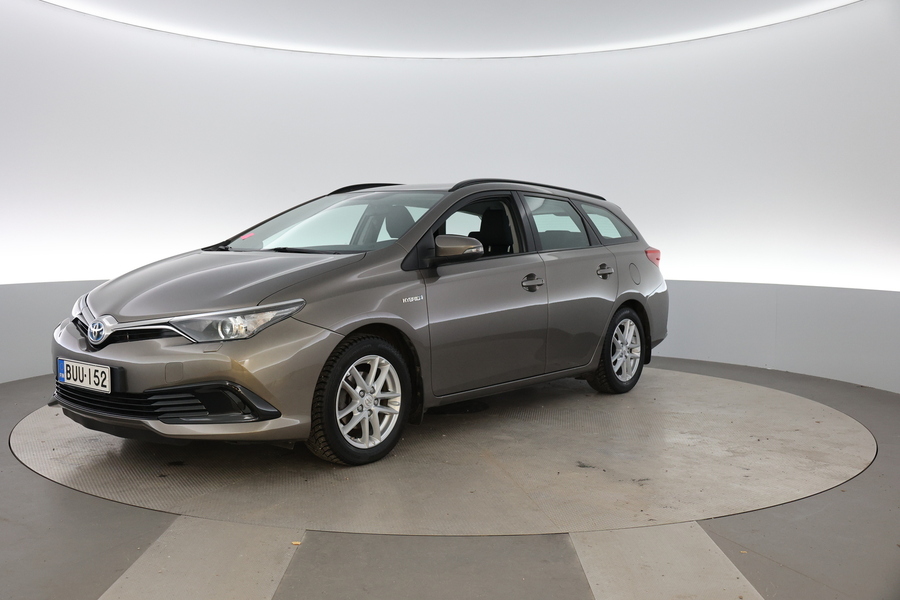 Toyota Auris vaihtoauto