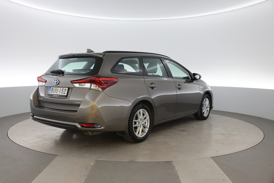 Toyota Auris vaihtoauto