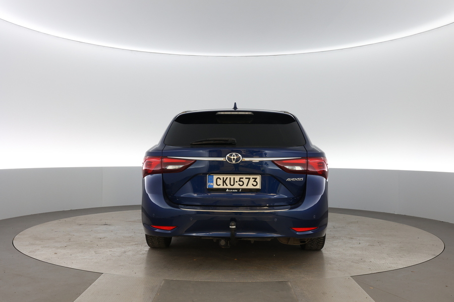 Toyota Avensis vaihtoauto