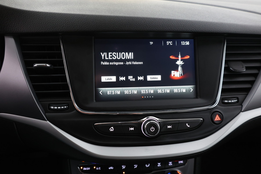 Opel Astra vaihtoauto