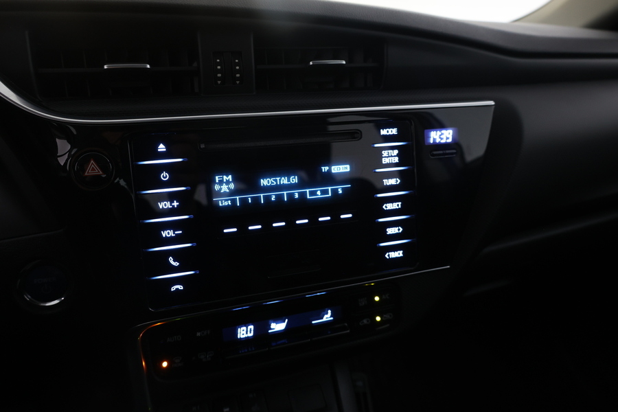 Toyota Auris vaihtoauto