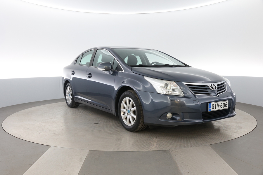 Toyota Avensis vaihtoauto
