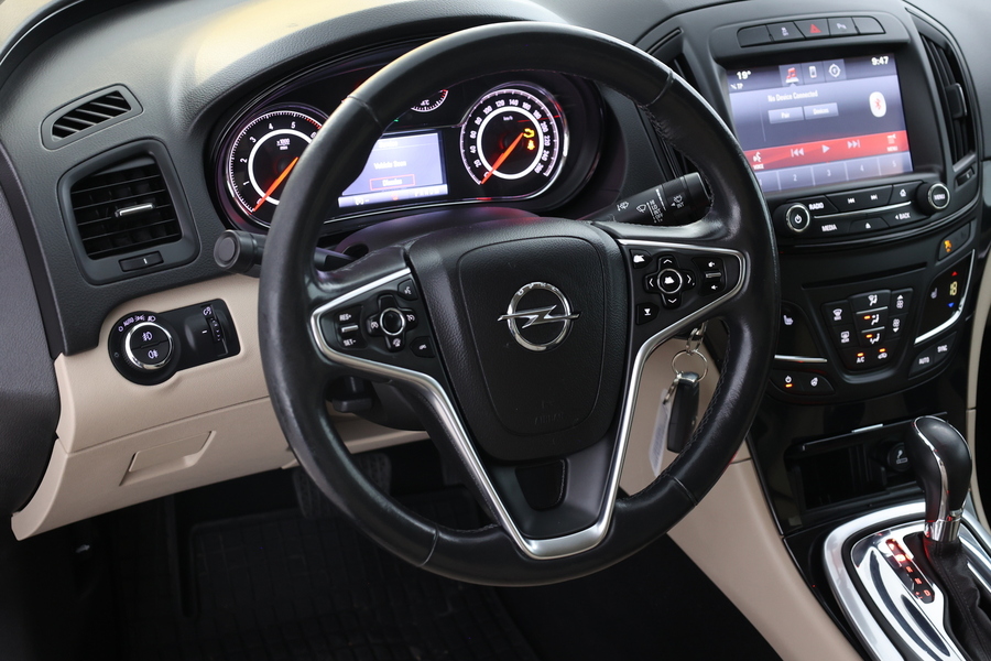 Opel Insignia vaihtoauto