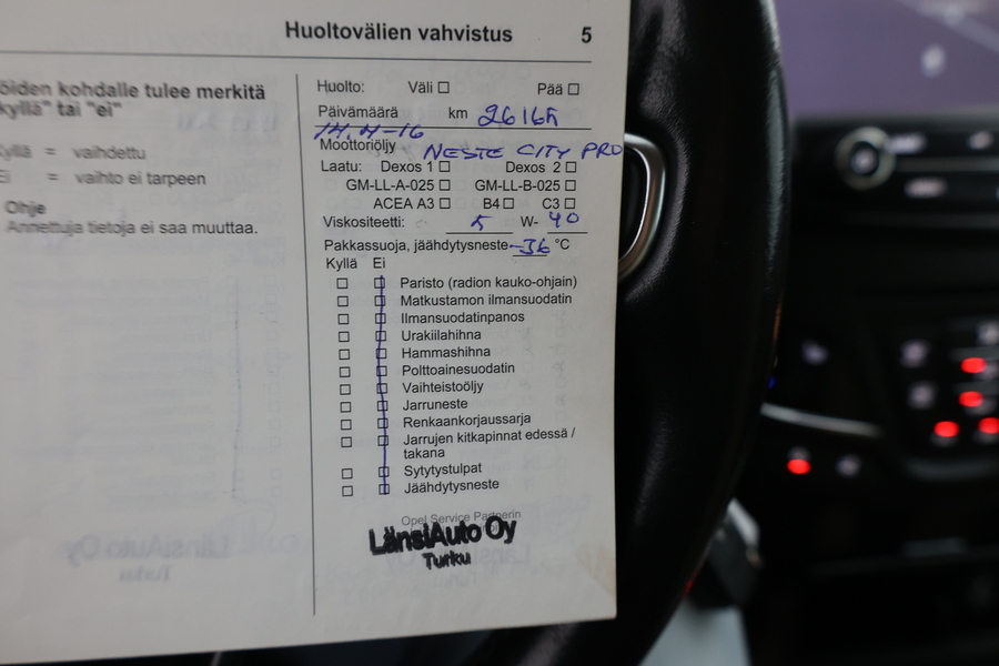 Opel Insignia vaihtoauto