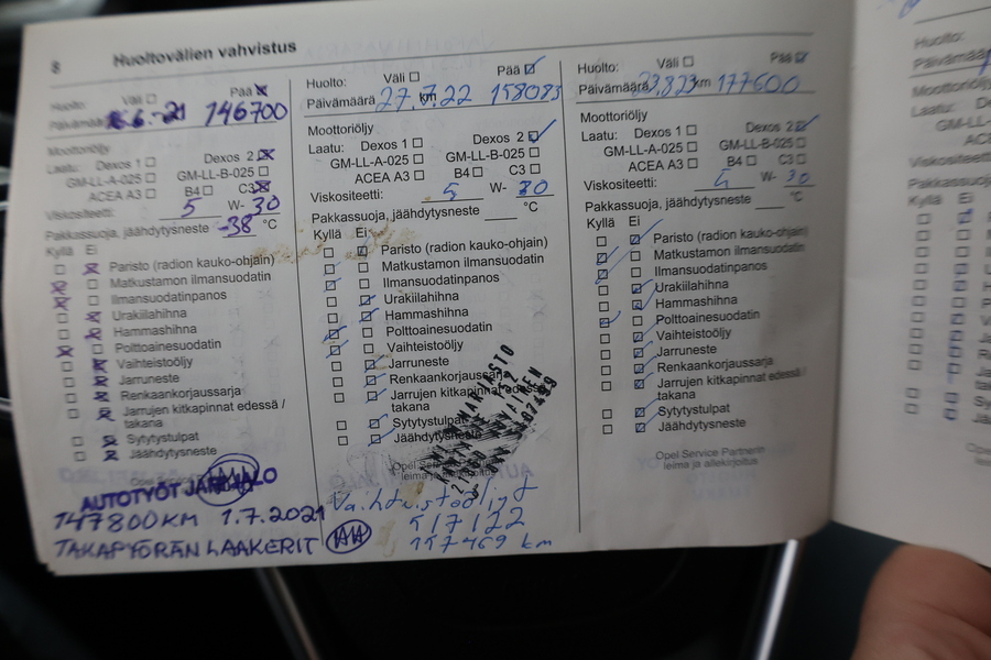 Opel Insignia vaihtoauto