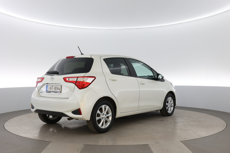 Toyota Yaris vaihtoauto