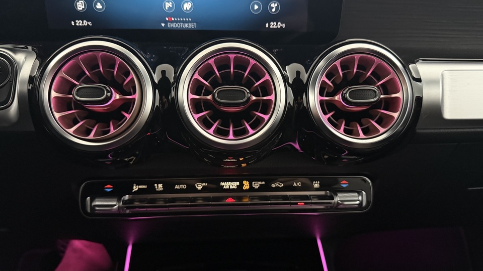 Mercedes-Benz EQB vaihtoauto
