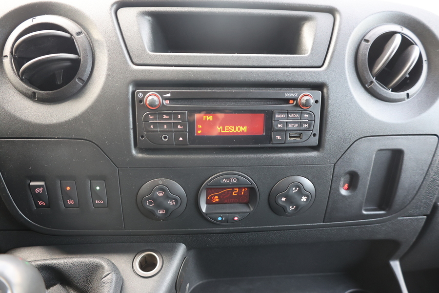 Nissan NV400 vaihtoauto