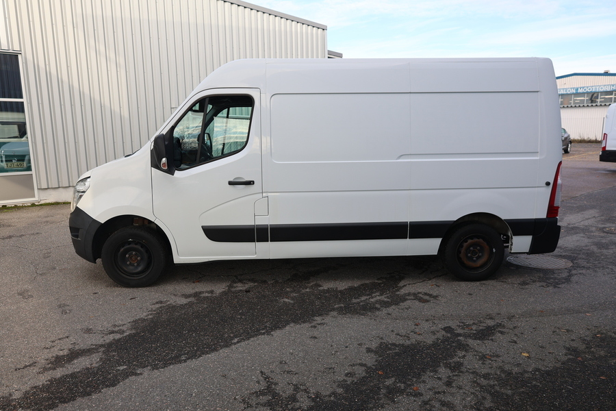 Nissan NV400 vaihtoauto