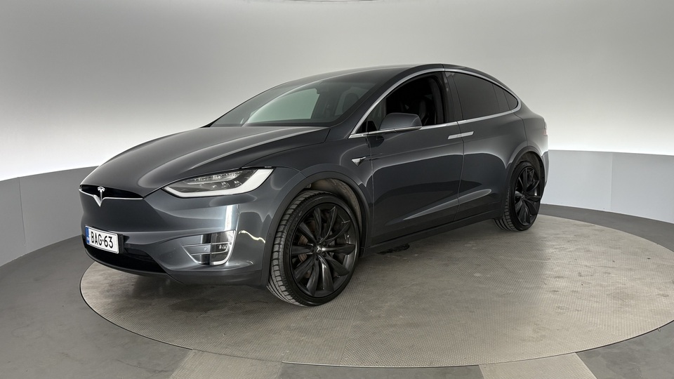 Tesla Model X vaihtoauto