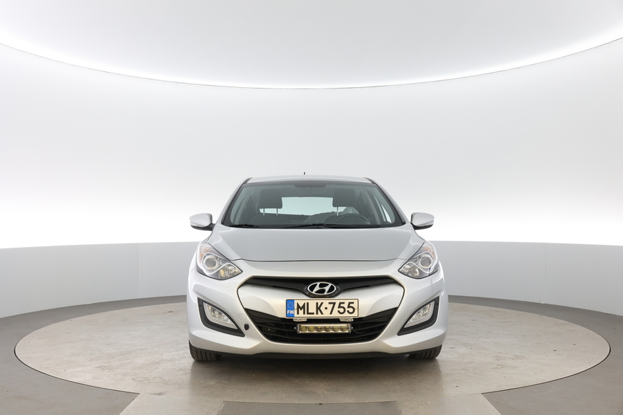 Hyundai i30 5d vaihtoauto