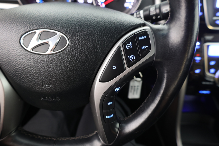 Hyundai i30 5d vaihtoauto