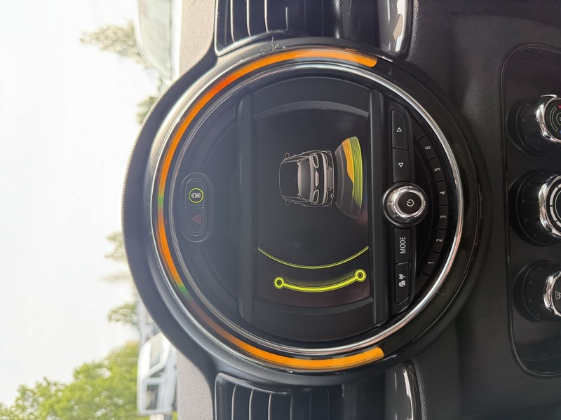 Mini Clubman vaihtoauto