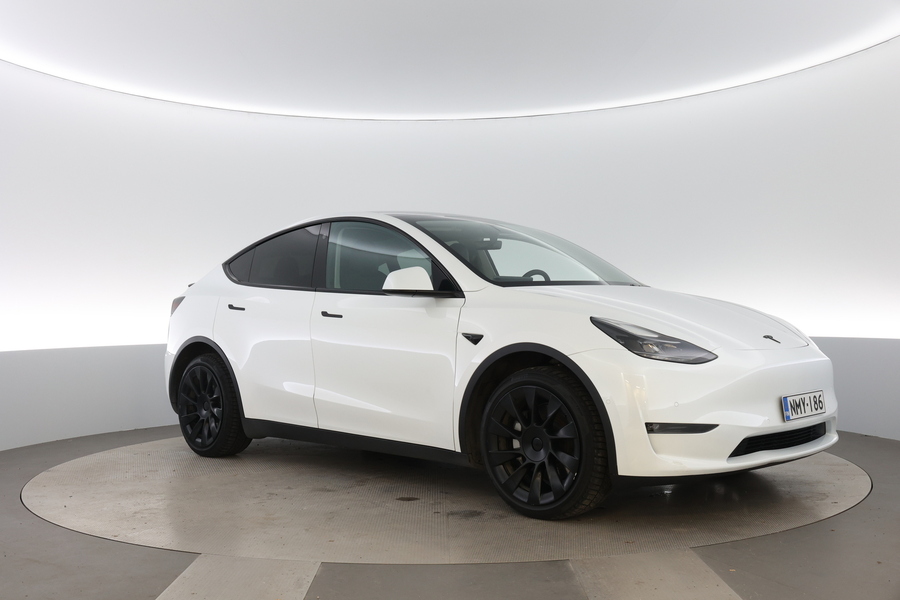 Tesla Model Y vaihtoauto