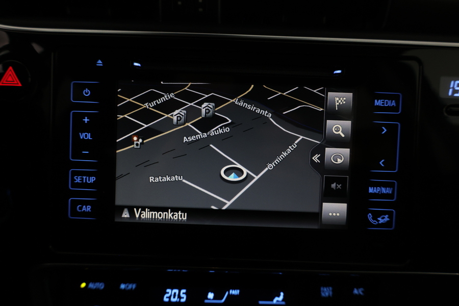 Toyota Auris vaihtoauto