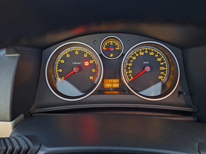 Opel Astra vaihtoauto