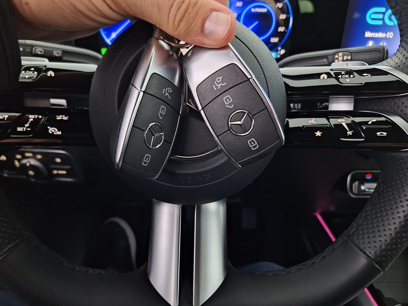 Mercedes-Benz EQA vaihtoauto