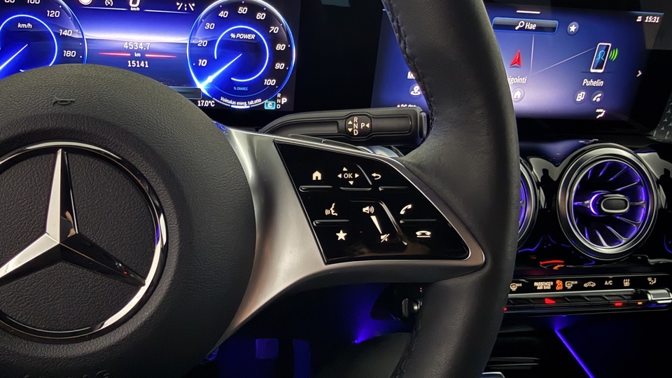 Mercedes-Benz EQB vaihtoauto