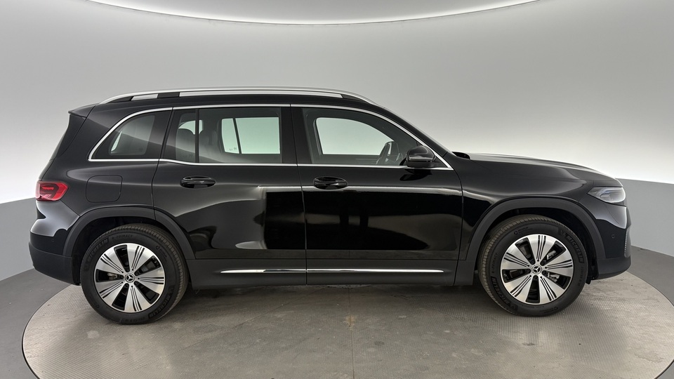 Mercedes-Benz EQB vaihtoauto