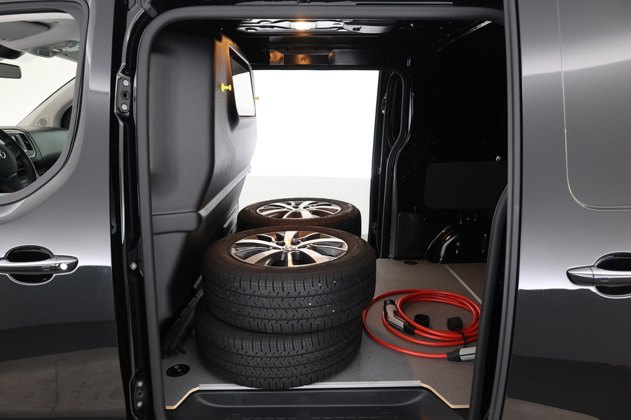 Toyota Proace EV vaihtoauto