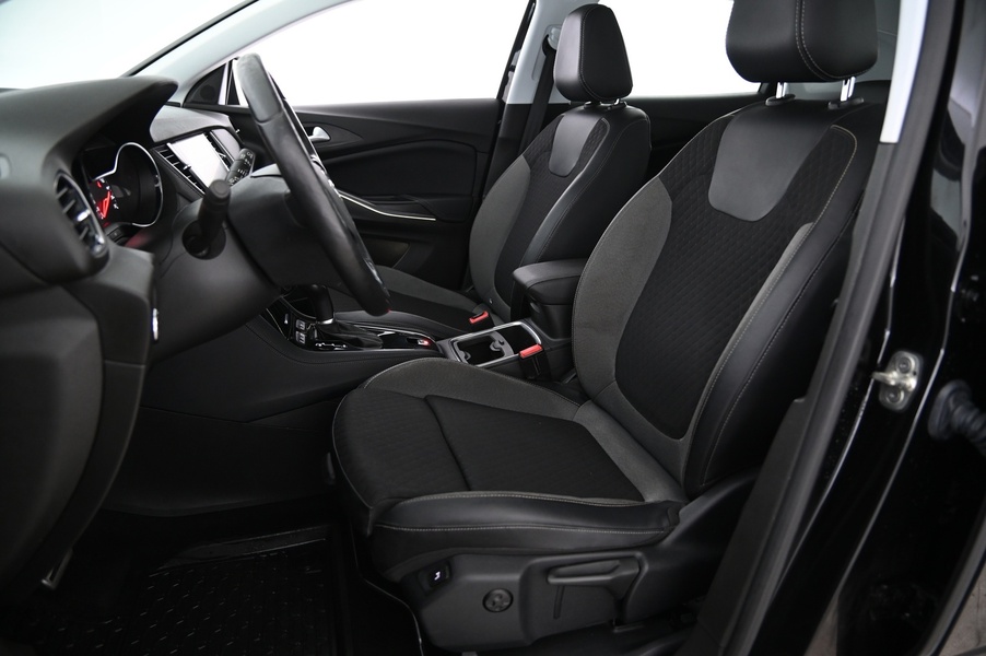 Opel Grandland X vaihtoauto