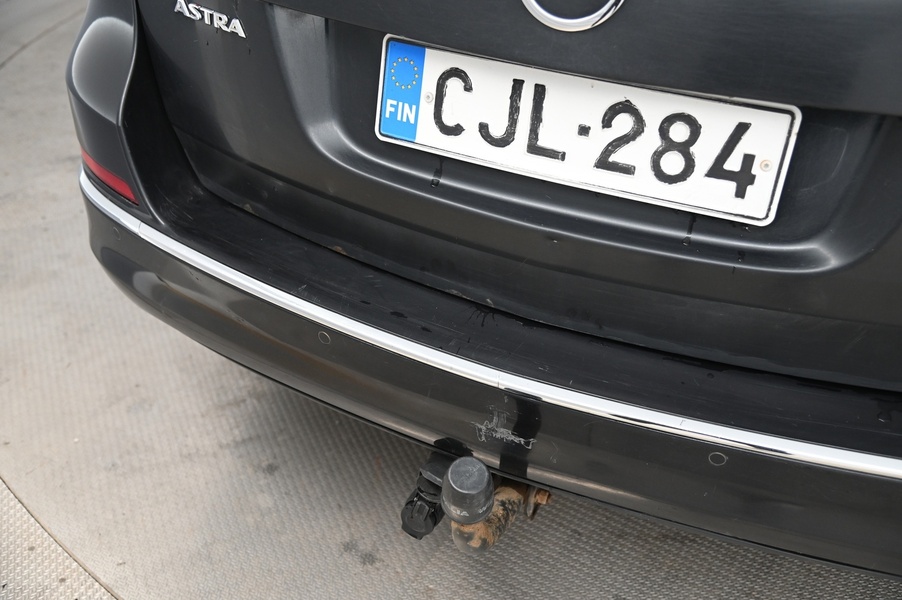 Opel Astra vaihtoauto