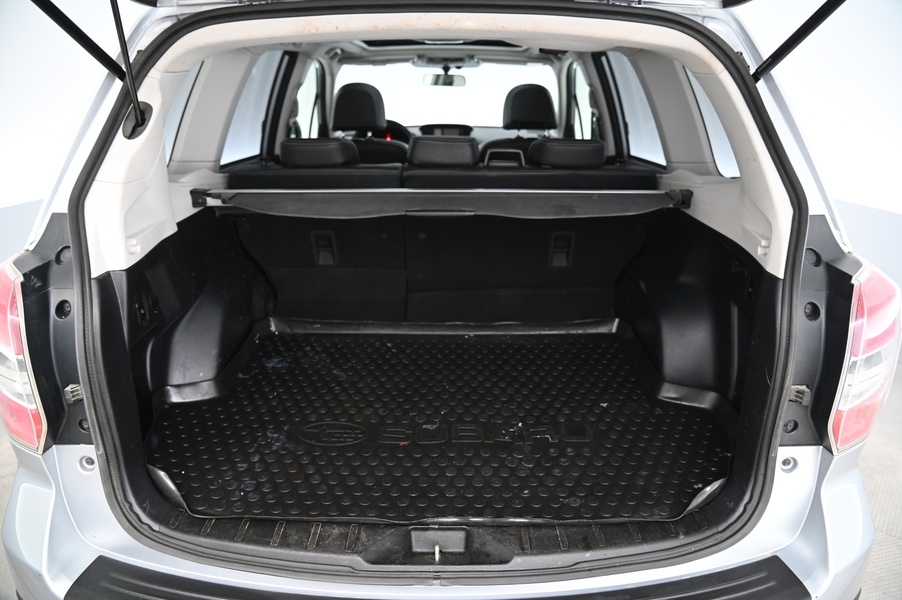 Subaru Forester vaihtoauto