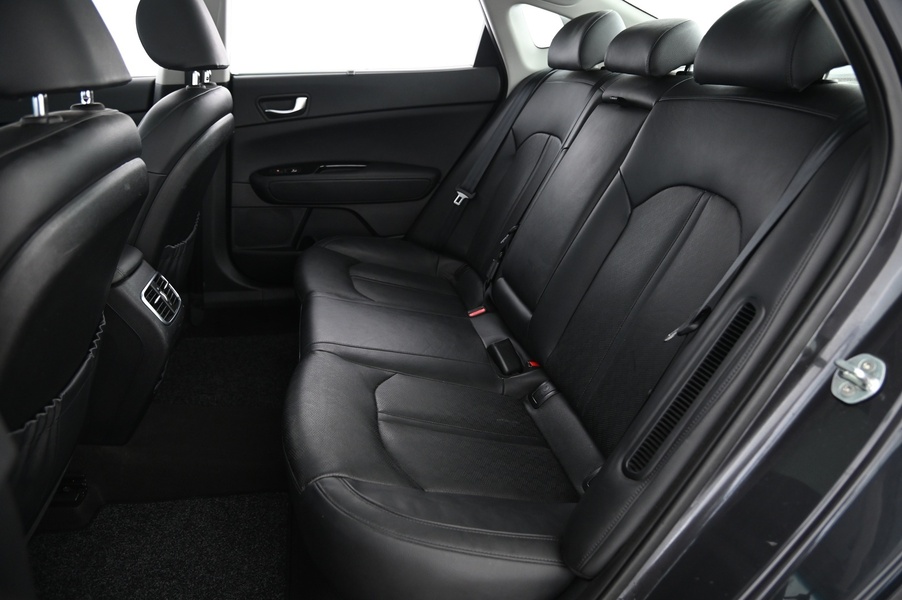 Kia Optima vaihtoauto