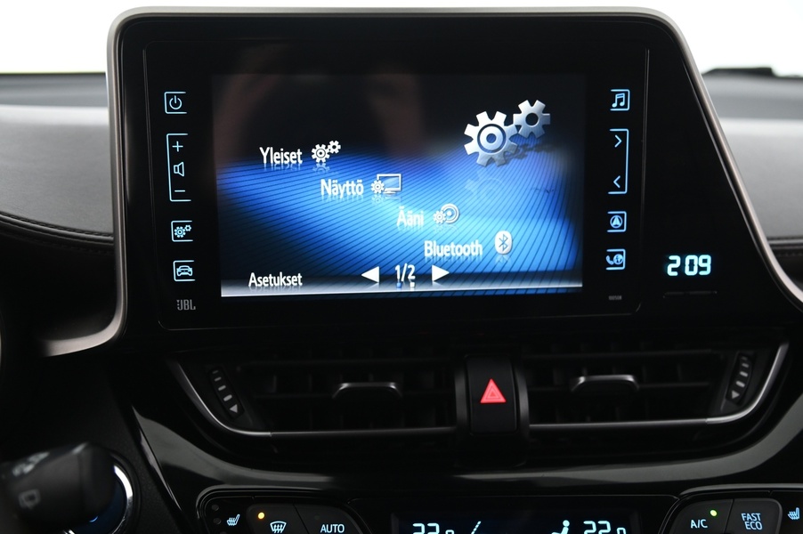 Toyota C-HR vaihtoauto