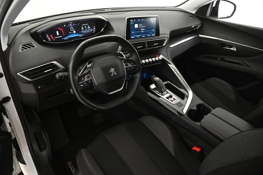 Peugeot 5008 vaihtoauto