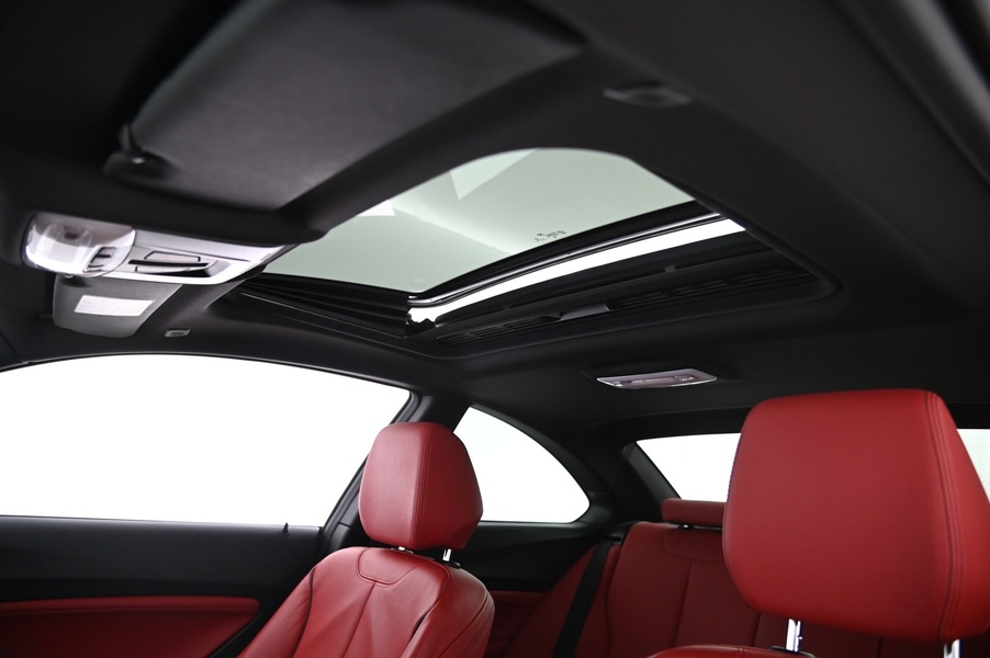 BMW M240i vaihtoauto