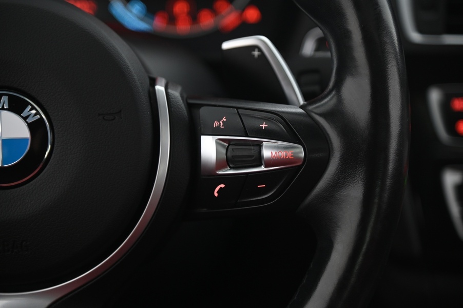 BMW M240i vaihtoauto