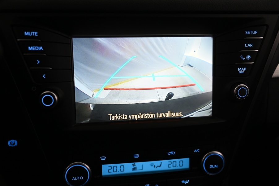 Toyota Avensis vaihtoauto