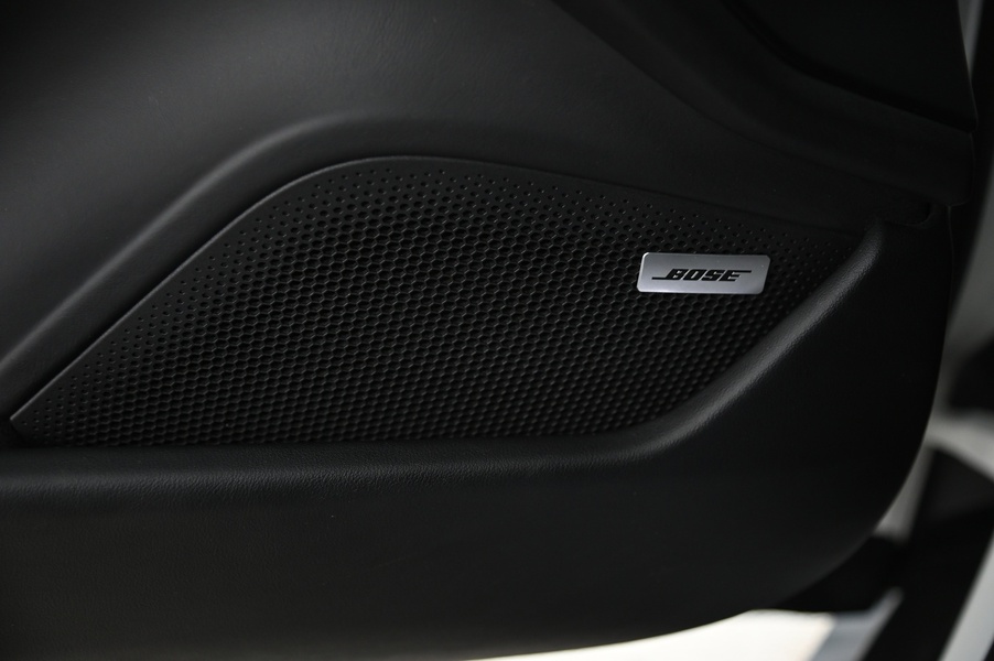 Porsche Taycan vaihtoauto