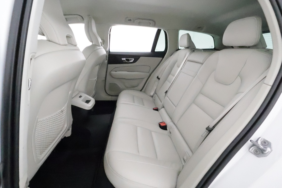 Volvo V60 Cross Country vaihtoauto