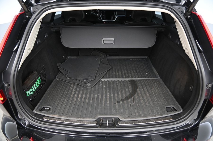 Volvo V60 Cross Country vaihtoauto