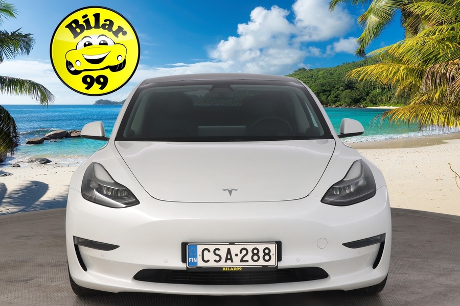 Tesla Model 3 vaihtoauto