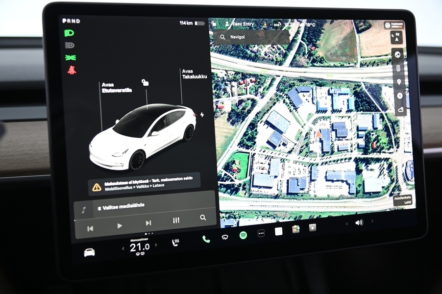 Tesla Model 3 vaihtoauto