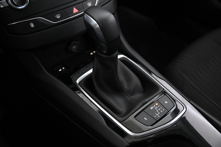 Peugeot 308 vaihtoauto