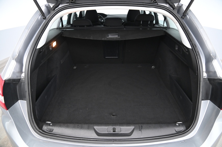 Peugeot 308 vaihtoauto