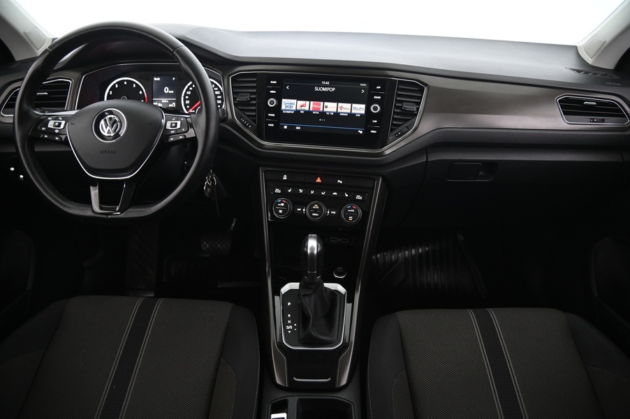 Volkswagen T-Roc vaihtoauto