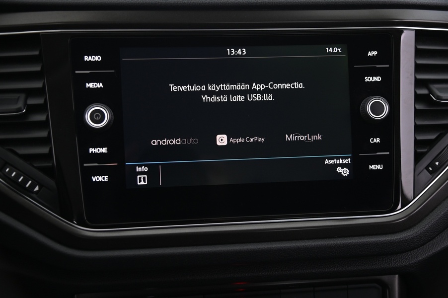 Volkswagen T-Roc vaihtoauto