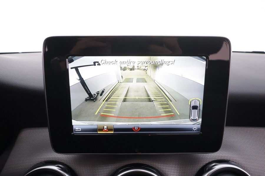 Mercedes-Benz GLA vaihtoauto