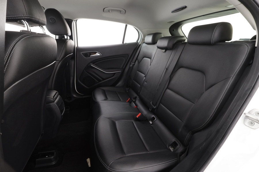 Mercedes-Benz GLA vaihtoauto