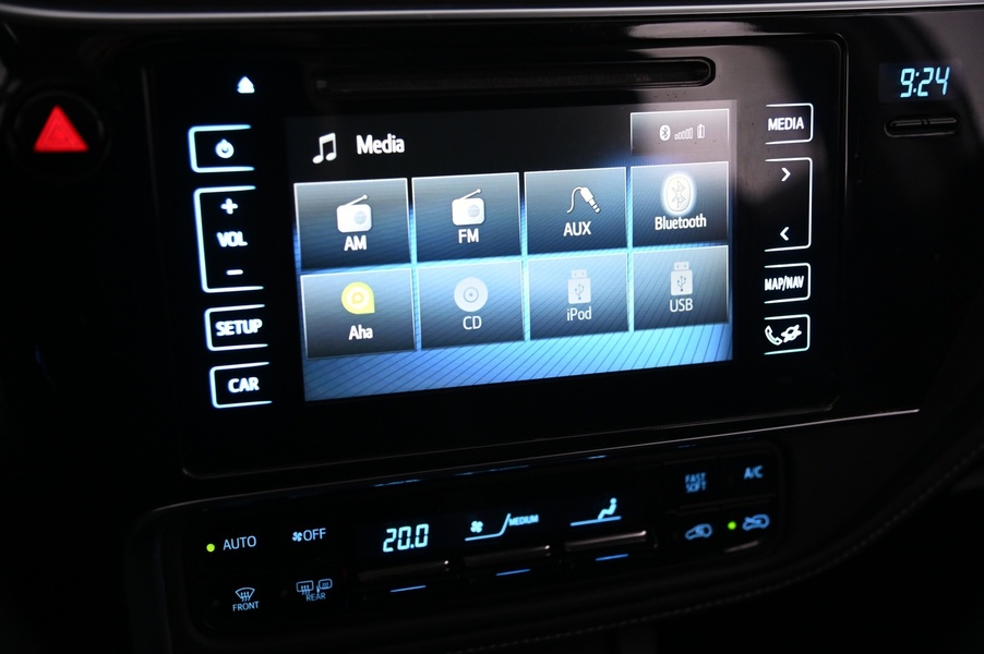 Toyota Auris vaihtoauto