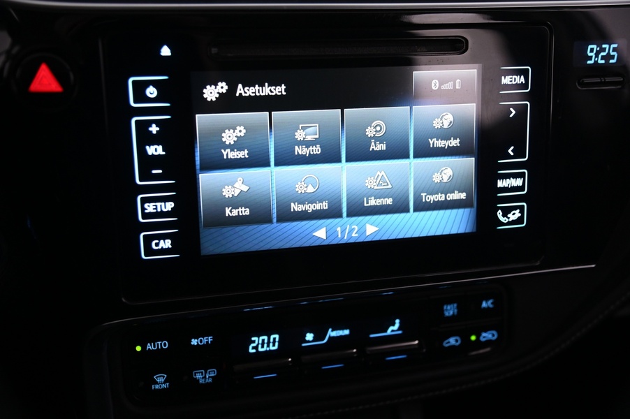 Toyota Auris vaihtoauto