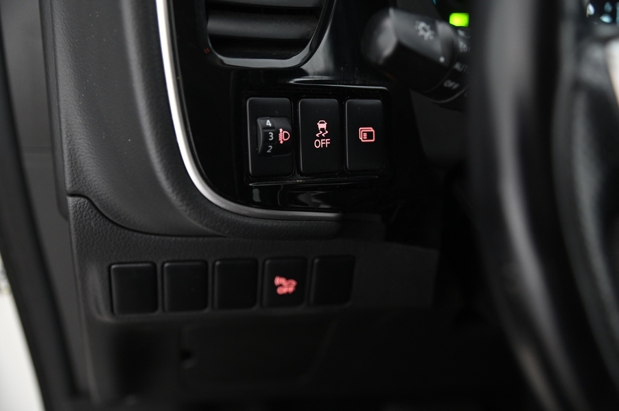 Mitsubishi Outlander vaihtoauto