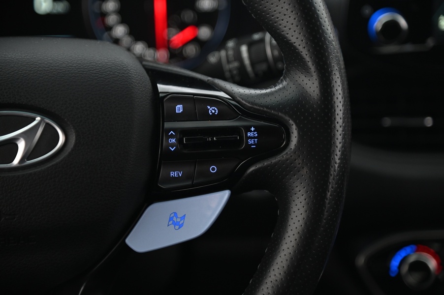 Hyundai i30 5d vaihtoauto