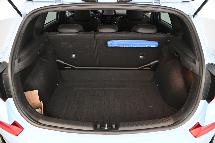 Hyundai i30 5d vaihtoauto