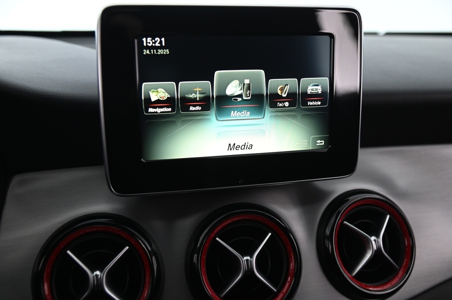 Mercedes-Benz CLA vaihtoauto